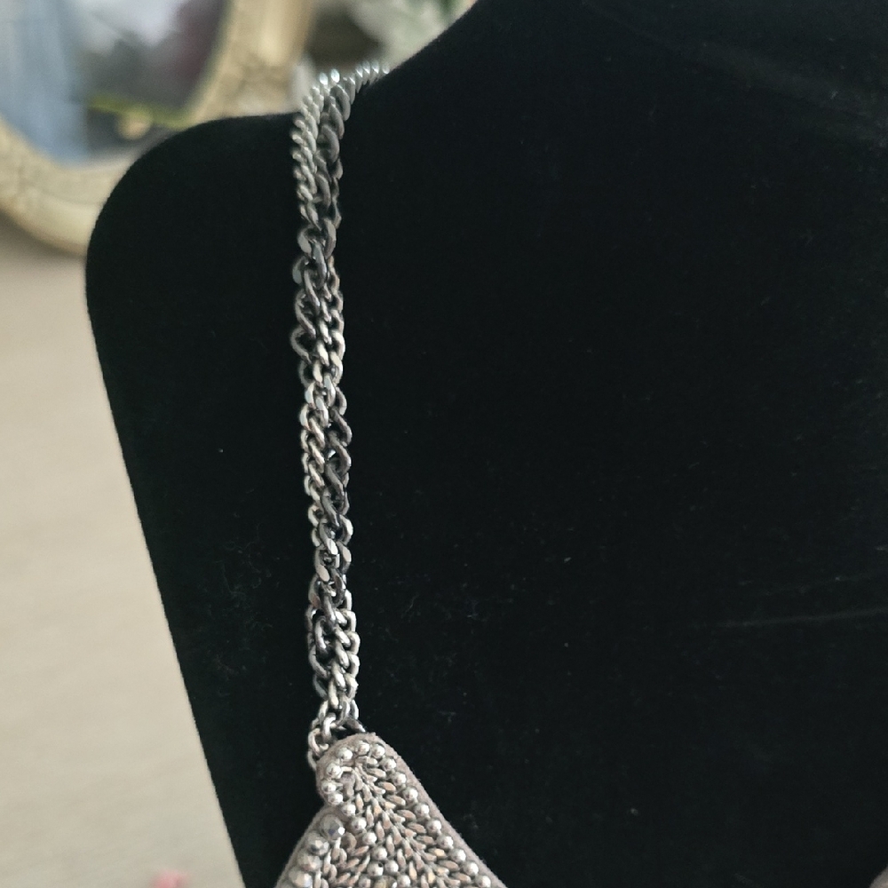 Stella & Dot Silver Intricate Statement Necklace - Picture 2 of 4
